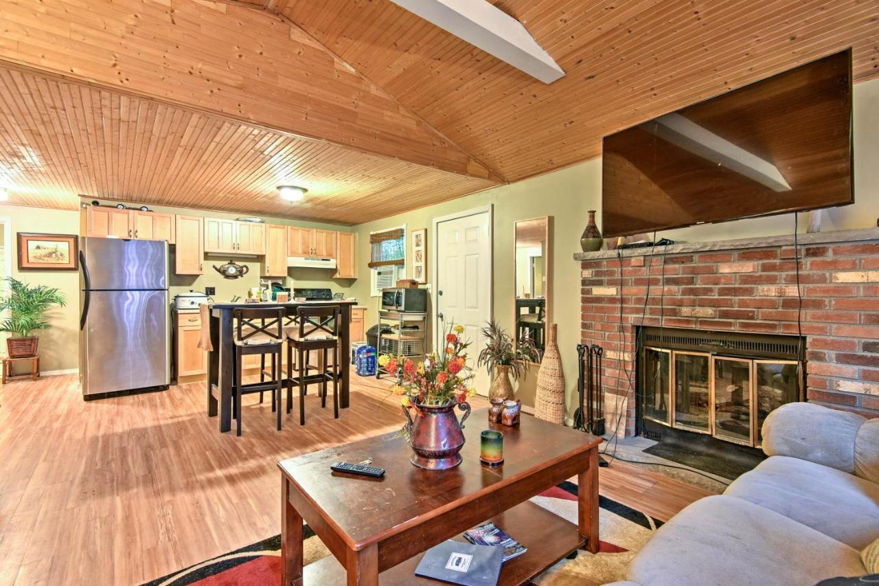 Cozy Arrowhead Lake Home With Sunroom And Pool Access! Pocono Lake Экстерьер фото